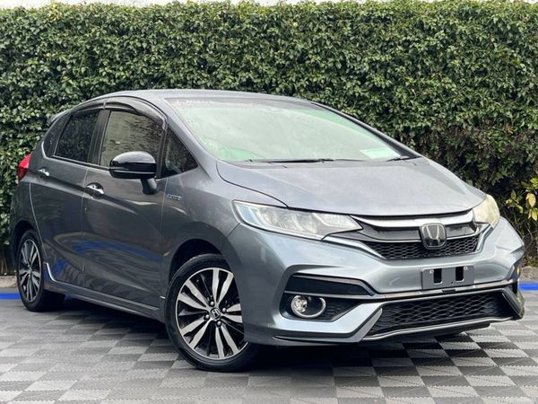 Honda Fit Hatchback, Petrol Hybrid, 2017, Grey