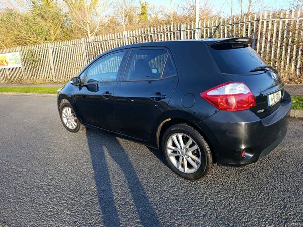 Toyota Auris Hatchback, Petrol, 2011, Black