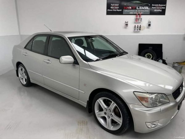 Lexus IS Saloon, Petrol, 2003, Silver