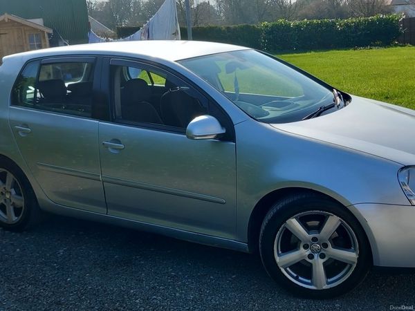 Volkswagen Golf Hatchback, Diesel, 2008, Silver