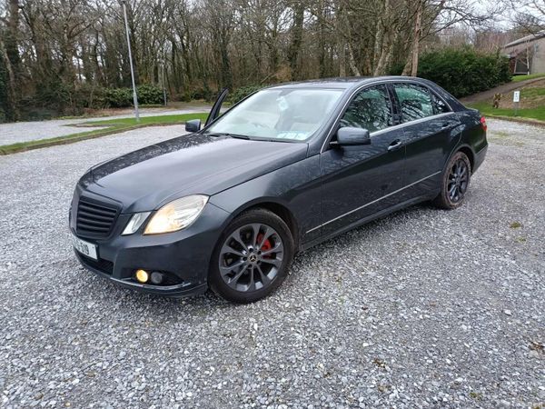 Mercedes-Benz E-Class Saloon, Diesel, 2010, Grey