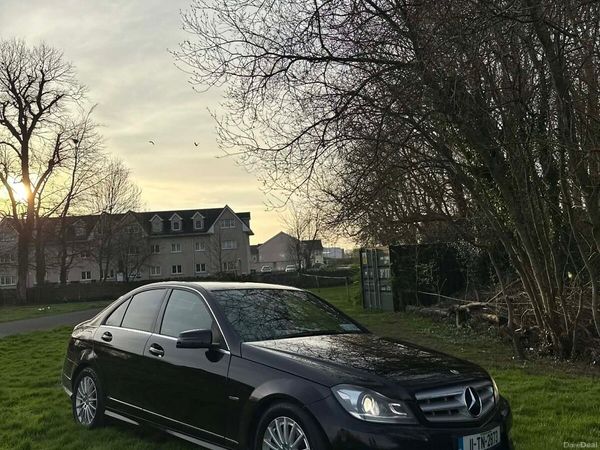 Mercedes-Benz C-Class Saloon, Diesel, 2011, Black