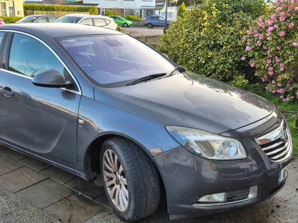 Vauxhall Insignia Hatchback, Diesel, 2010, Grey