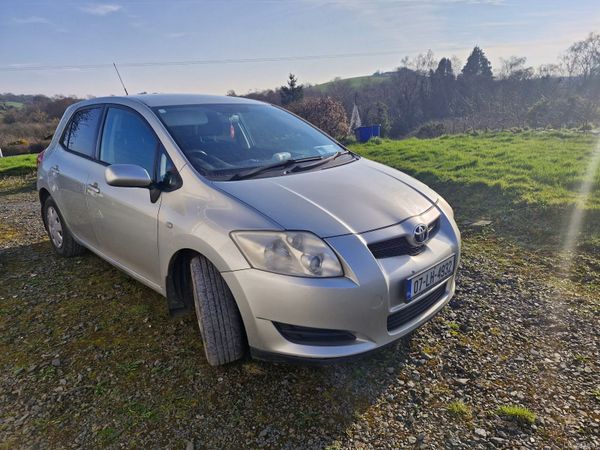 Toyota Auris Hatchback, Petrol, 2007, Silver