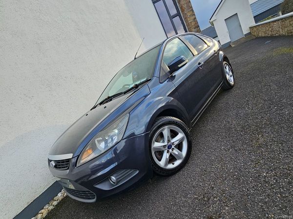 Ford Focus Hatchback, Diesel, 2009, Grey