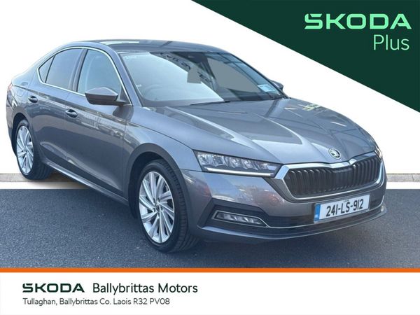 Skoda Octavia Saloon, Diesel, 2024, Grey
