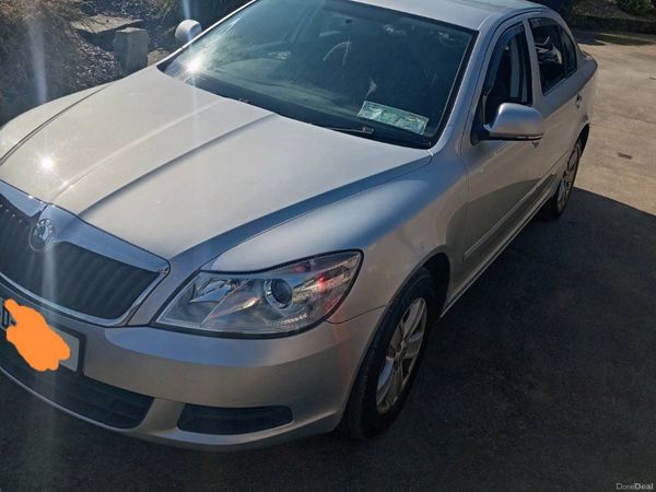 Skoda Octavia Hatchback, Diesel, 2012, Silver