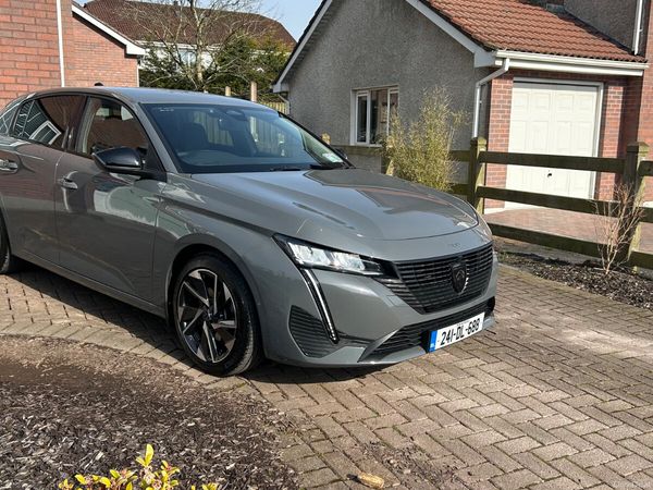 Peugeot 308 Hatchback, Diesel, 2024, Grey
