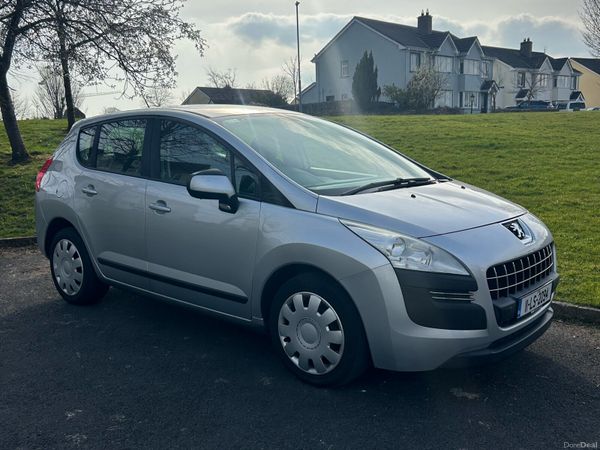 Peugeot 3008 MPV, Diesel, 2011, Silver