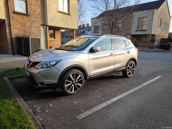 Nissan Qashqai SUV, Diesel, 2017, Silver