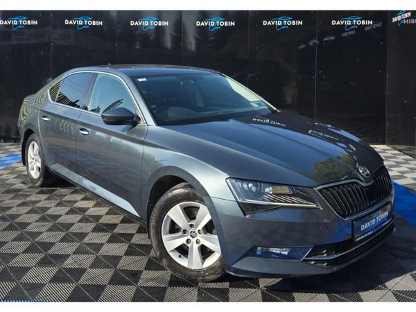Skoda Superb Hatchback, Diesel, 2018, Grey