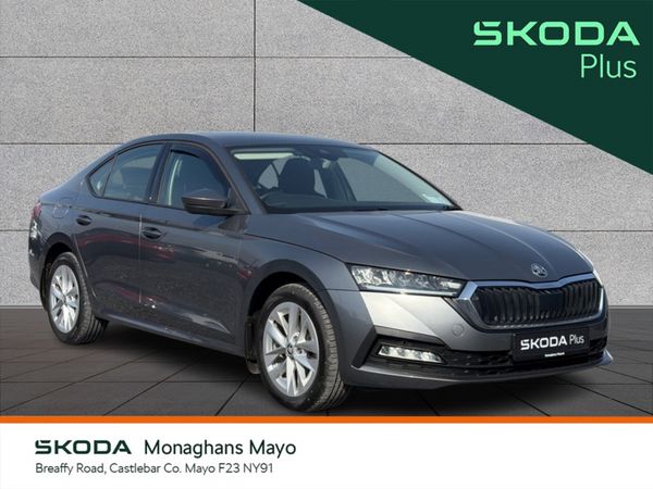 Skoda Octavia Saloon, Petrol, 2023, Grey