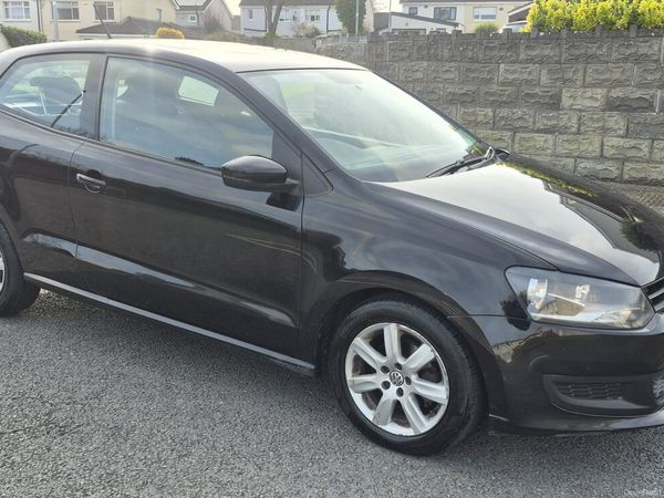 Volkswagen Polo Hatchback, Diesel, 2010, Black