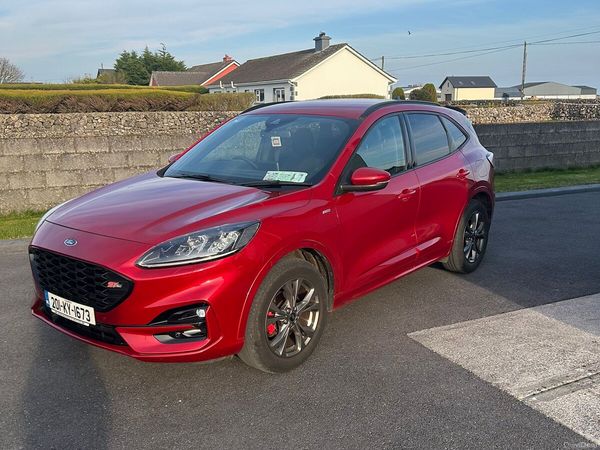 Ford Kuga SUV, Diesel, 2020, Red