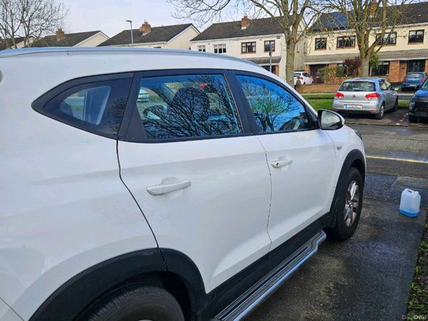 Hyundai Tucson SUV, Diesel, 2016, White