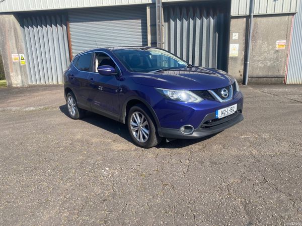 Nissan Qashqai Hatchback, Diesel, 2014, Blue