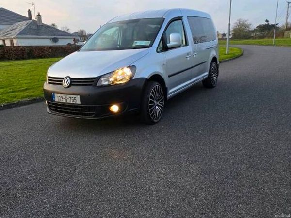 Volkswagen Caddy Maxi Life MPV, Diesel, 2013, Silver