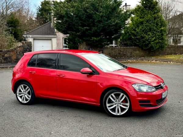 Volkswagen Golf Hatchback, Diesel, 2014, Red