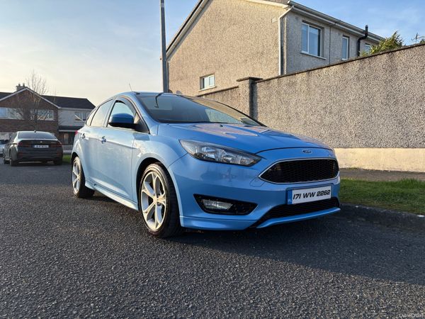 Ford Focus Hatchback, Diesel, 2017, Blue