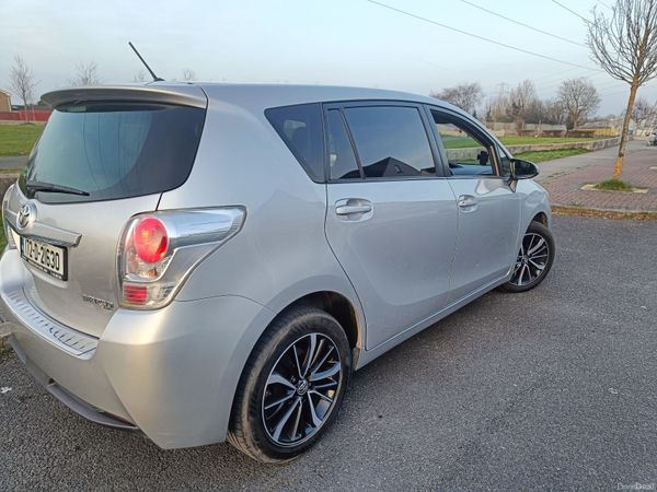Toyota Verso MPV, Diesel, 2017, Grey