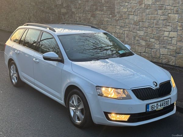Skoda Octavia Estate, Diesel, 2016, White