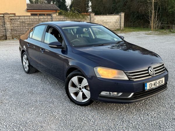 Volkswagen Passat Saloon, Diesel, 2013, Blue