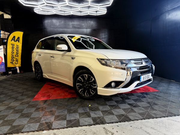 Mitsubishi Outlander SUV, Petrol Plug-in Hybrid, 2016, White