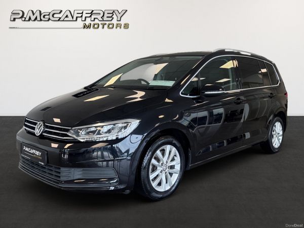Volkswagen Touran MPV, Diesel, 2018, Black