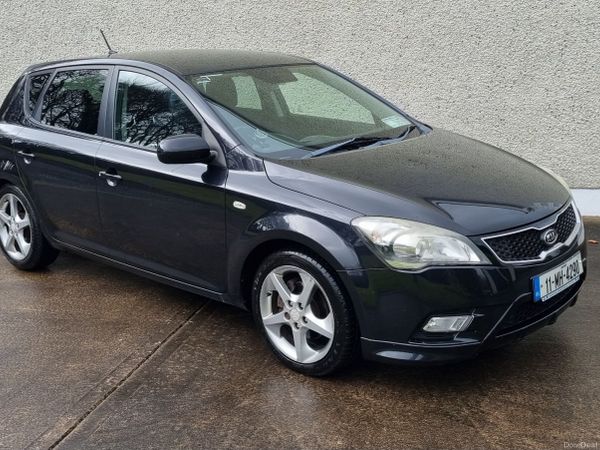 Kia Ceed Hatchback, Diesel, 2011, Black