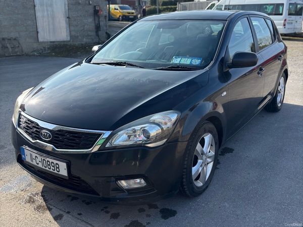 Kia Ceed Hatchback, Diesel, 2011, Black