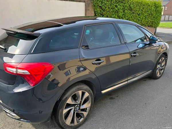 Citroen DS 5 Hatchback, Diesel, 2014, Grey