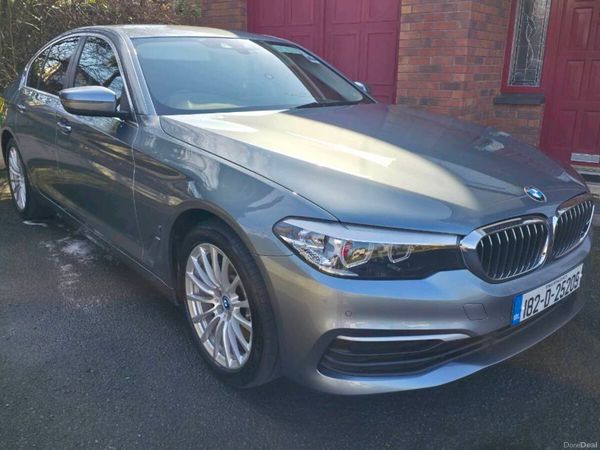 BMW 5-Series Saloon, Petrol Plug-in Hybrid, 2018, Blue