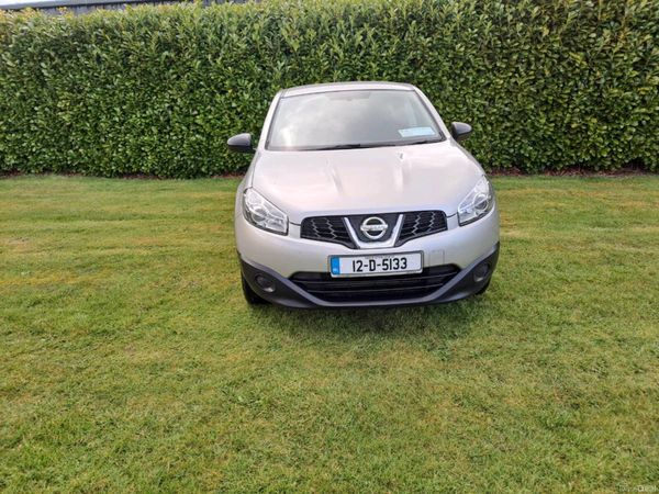 Nissan Qashqai Hatchback, Diesel, 2012, Silver