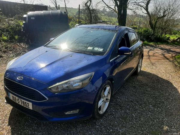 Ford Focus Hatchback, Petrol, 2015, Blue