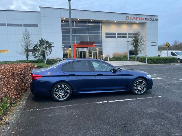 BMW 5-Series Saloon, Petrol Plug-in Hybrid, 2018, Blue