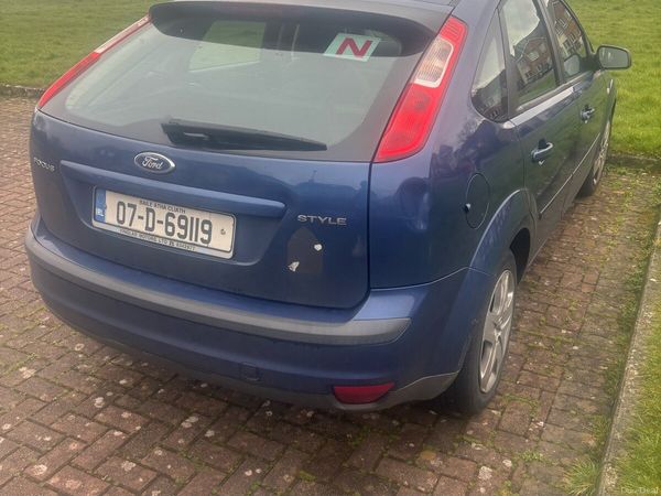 Ford Focus Hatchback, Petrol, 2007, Blue