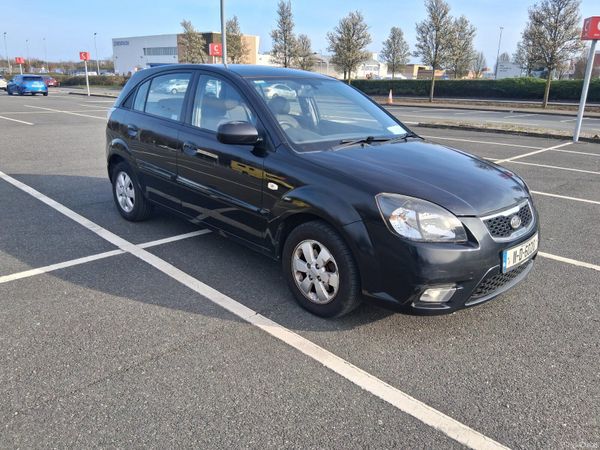 Kia Rio Hatchback, Petrol, 2011, Black