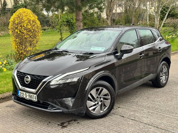 Nissan Qashqai MPV, Petrol, 2021, Black