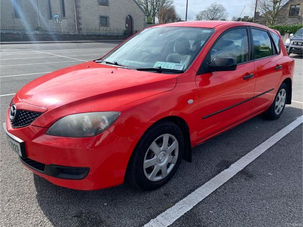 Mazda Mazda3 Hatchback, Petrol, 2007, Red