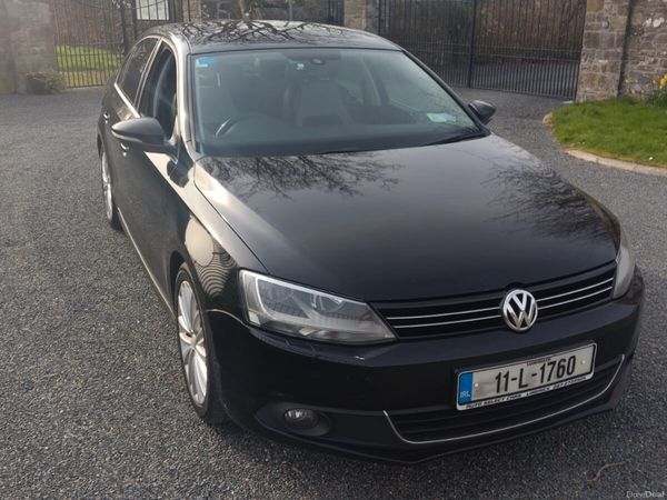 Volkswagen Jetta Saloon, Diesel, 2011, Black