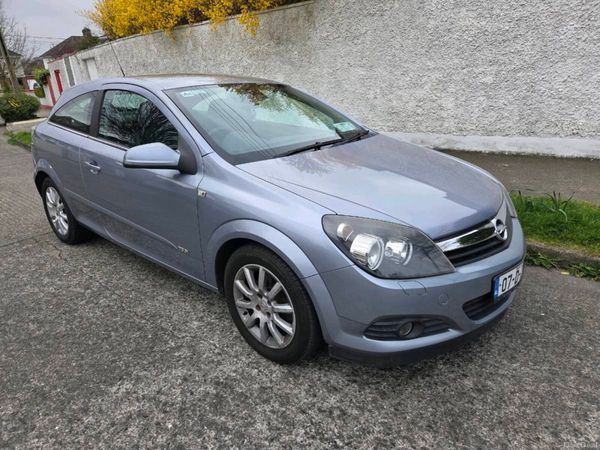 Opel Astra Hatchback, Petrol, 2007, Silver
