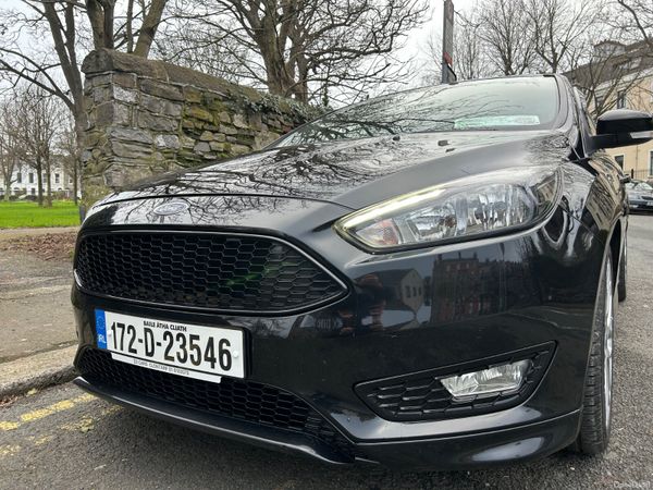 Ford Focus Hatchback, Petrol, 2017, Black