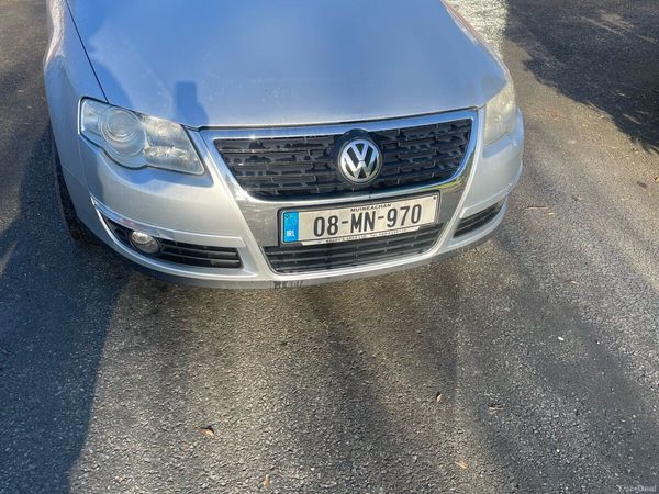 Volkswagen Passat Saloon, Diesel, 2008, Silver