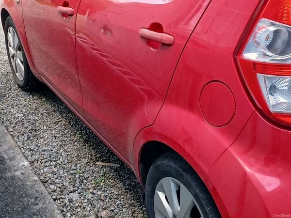 Suzuki Splash MPV, Petrol, 2008, Red