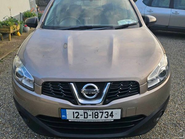 Nissan Qashqai Hatchback, Diesel, 2012, Brown