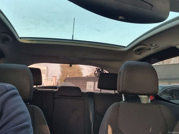 Peugeot 308 Hatchback, Diesel, 2008, Red