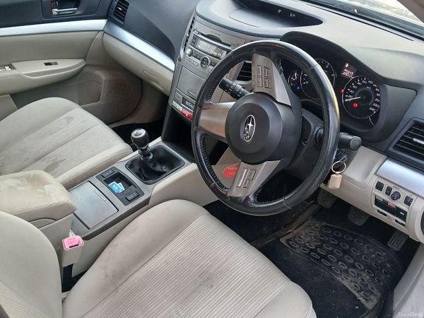 Subaru Legacy Saloon, Diesel, 2014, Silver