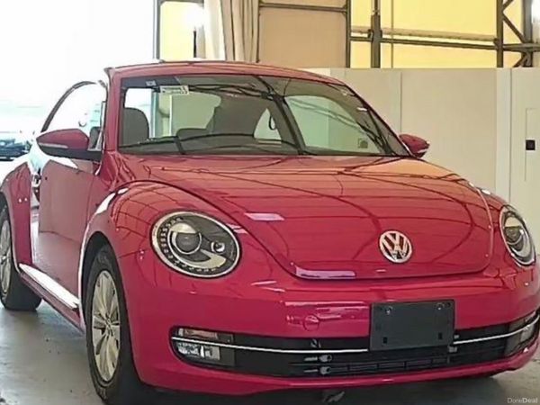 Volkswagen Beetle Coupe, Petrol, 2015, Red