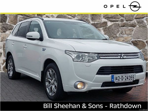 Mitsubishi Outlander SUV, Petrol Plug-in Hybrid, 2014, White