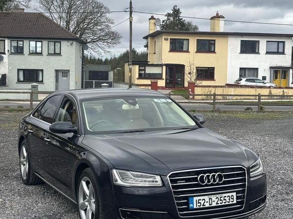 Audi A8 Saloon, Diesel, 2015, Blue